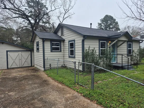 1017 Hazel Ave, Huntsville, TX 77320