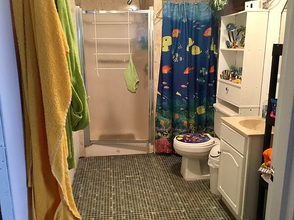 Pool house bathroom.
