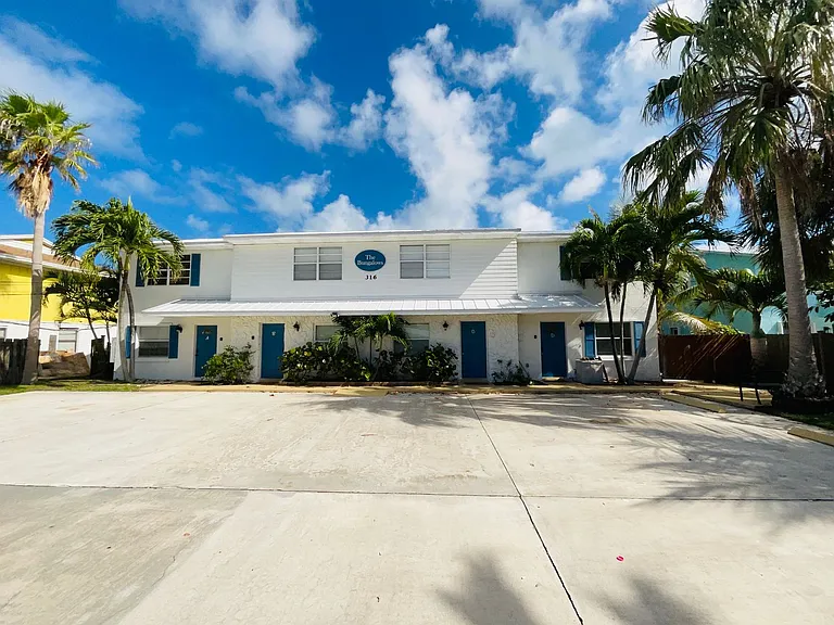 316 Hernando St — Photo 1