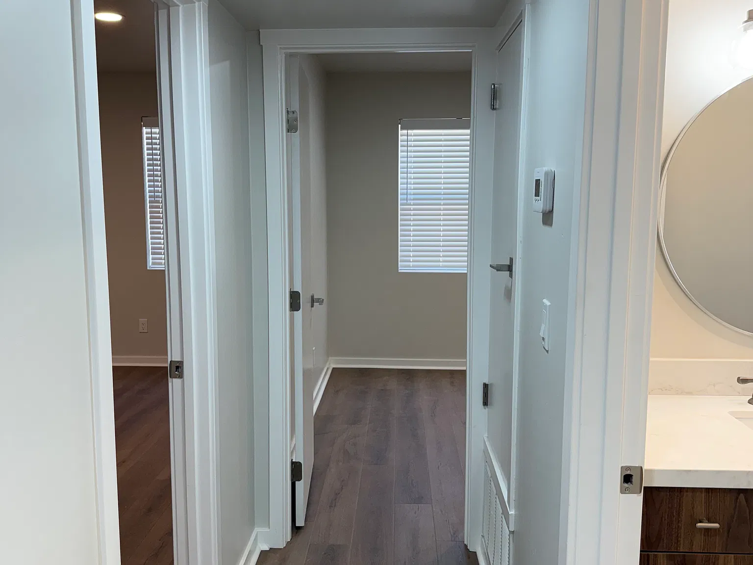3 bed, 1100 sqft, $2,300 — Photo 2