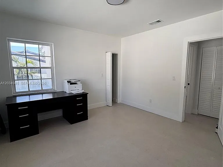 3606 SW 17th St #1 — Photo 13