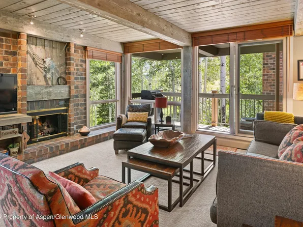 855 Carriage Way Close #202, Snowmass Village, CO 81615