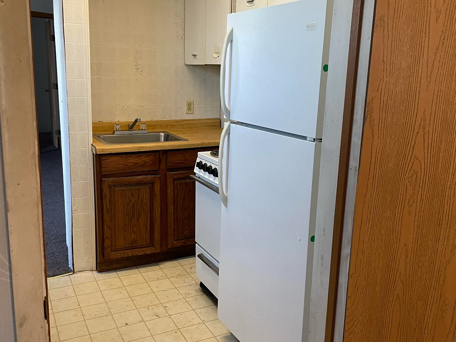 2 bed, $685 — Photo 2