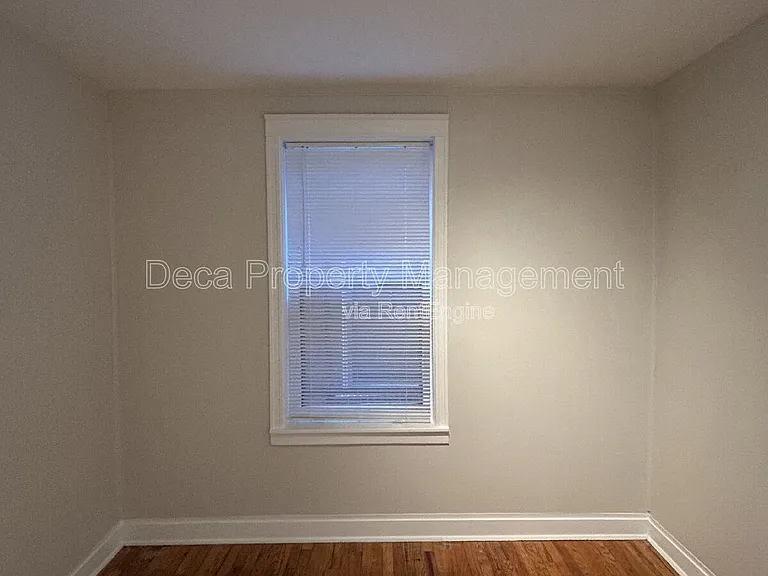 4950 Sutherland Ave — Photo 9