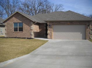 1240 N Cardinal Ave, Republic, MO 65738