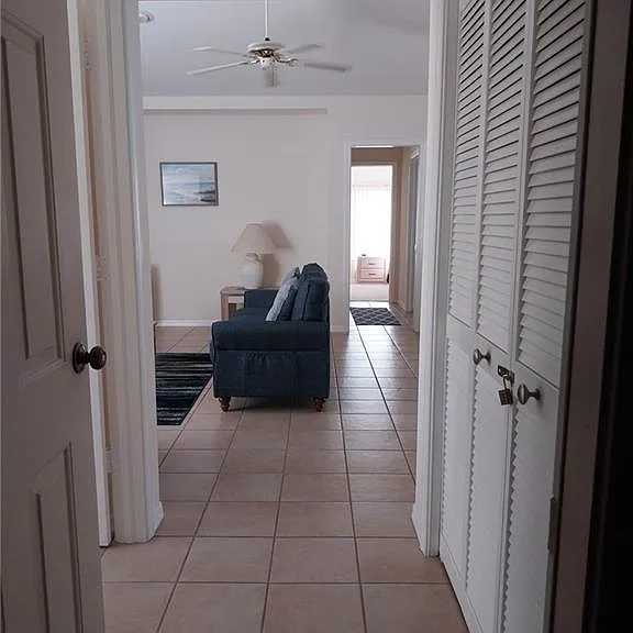 449 Dundee Ct — Photo 12