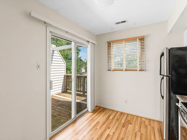 8907 S Swan Cir — Photo 11
