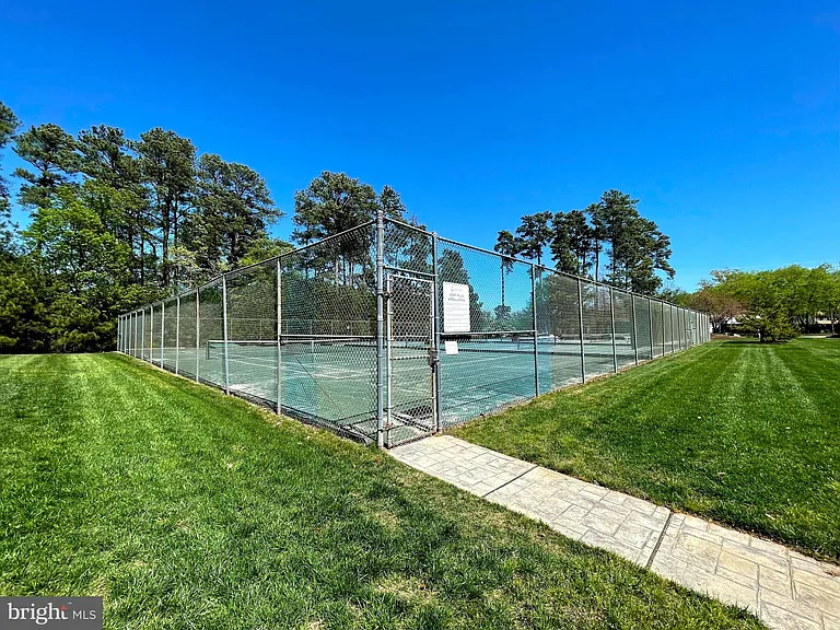 634 Oyster Bay Pl — Photo 38