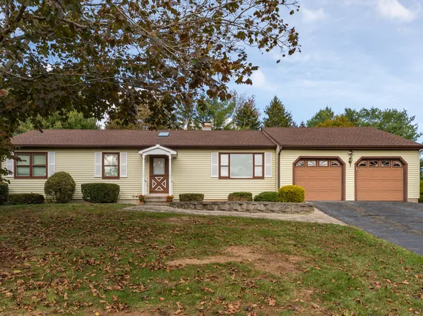 11 Musket Drive, North Haven, CT 06473