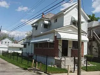 324 Johnson St photo 1