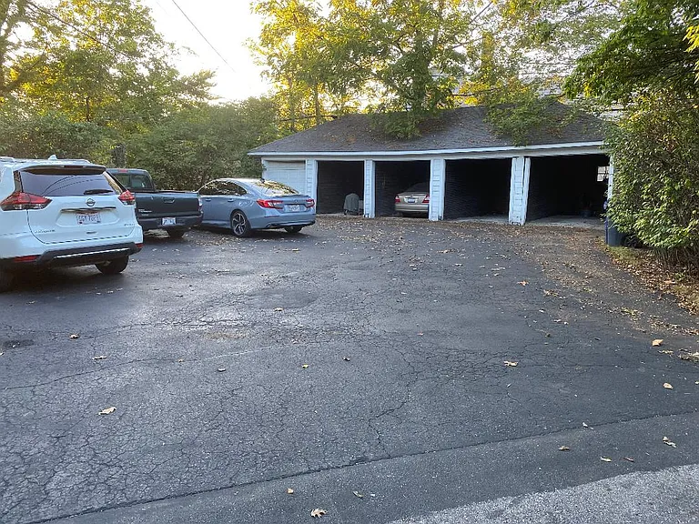 1956 Guilford Rd — Photo 30