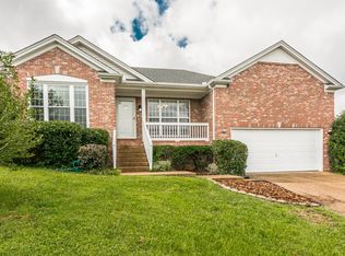 912 Canyon Ct, Nashville, TN 37221