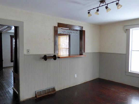5th image of 311 Orchard St