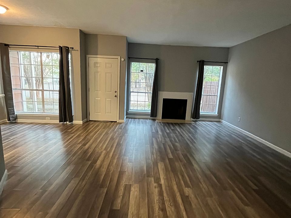 1st image of 12380 Sandpiper Dr APT 203