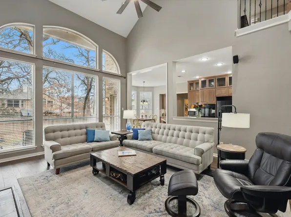 3106 Hidden Springs Dr, Corinth, TX 76210