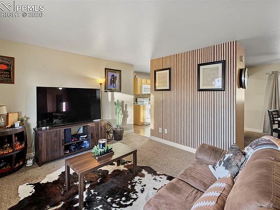 4th image of 1215 Bowser Dr