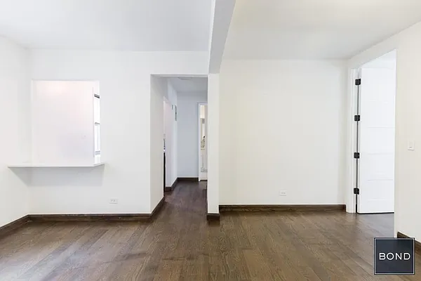 Rented by Bond New York | media 29