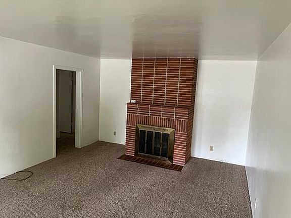 2nd image of 5465 Carlson Dr