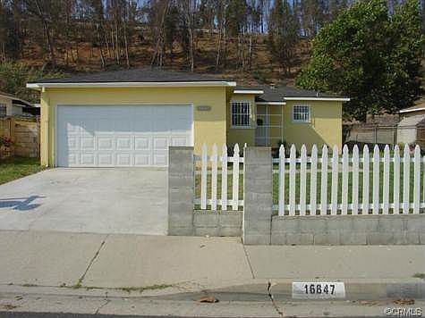 4th image of 16847 Main St