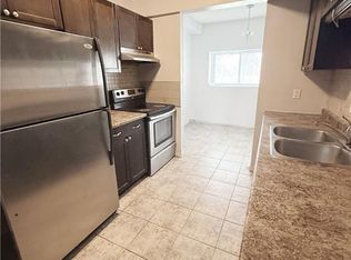 283 Fairway Rd N #90, Kitchener, ON N2A 2P1