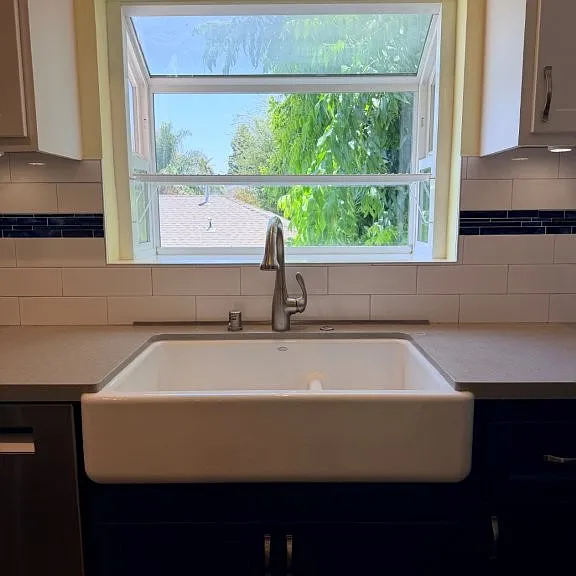 4545 Vesper Ave — Photo 10
