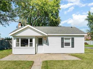 2009 15th St, Bay City, MI 48708