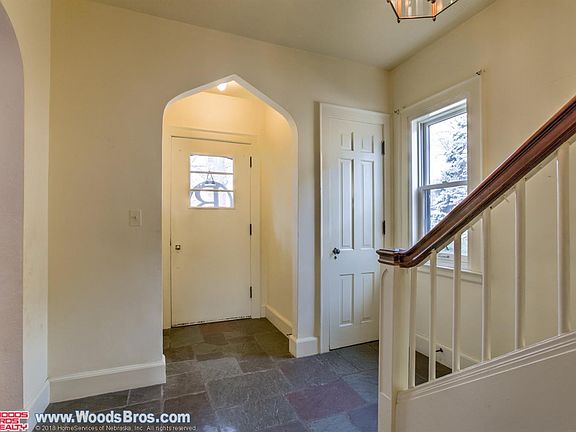 3rd image of 3024 Sheridan Blvd