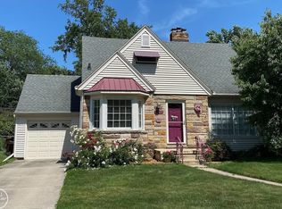 1651 Sunnyside Ave, Lansing, MI 48910
