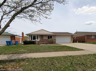 25532 Thomas Dr, Warren, MI 48091