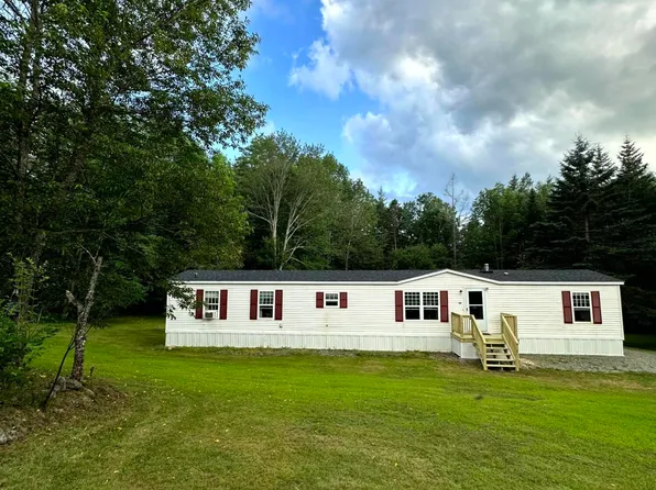 36 Lazy Lane, Canaan, ME 04924