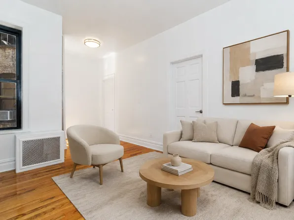 160 Waverly Place image 1 of 5