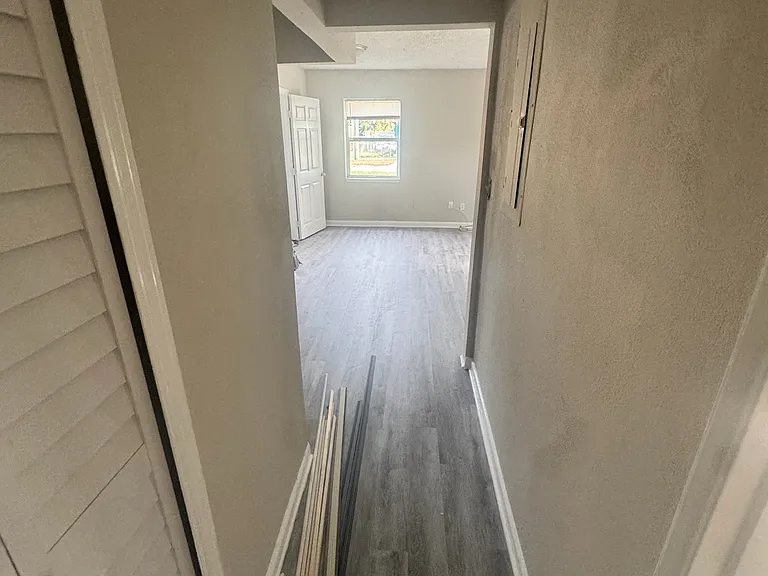 247 W 45th St — Photo 8