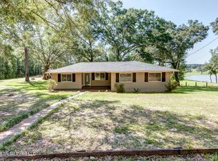 152 McCastile Rd, Carriere, MS 39426
