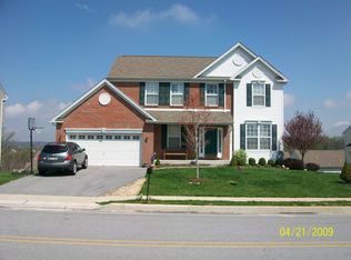 663 Leeward St, Coatesville, PA 19320