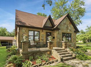 909 E Dorris Ave, Mountain Grove, MO 65711