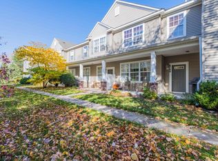 6709 Narcissus Ln N, Maple Grove, MN 55311