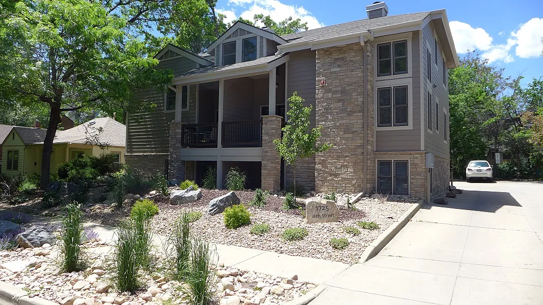 2 bed, 1100 sqft, $1,150 — Photo 1