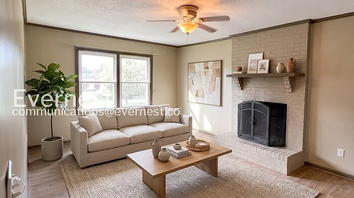 3 bed, 2.0 bath, 1594 sqft, $2,495 — Photo 4