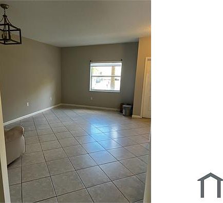 3rd image of 2239 SE 24th Pl