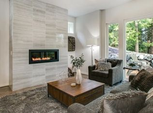 562 SW Ellerwood St, Issaquah, WA 98027