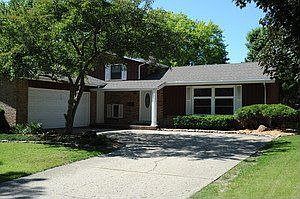 1st image of 1016 W White Oak St