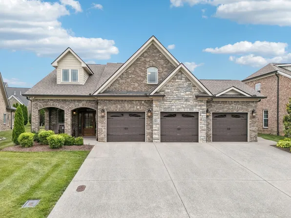 4416 Attleboro Dr, Murfreesboro, TN 37128