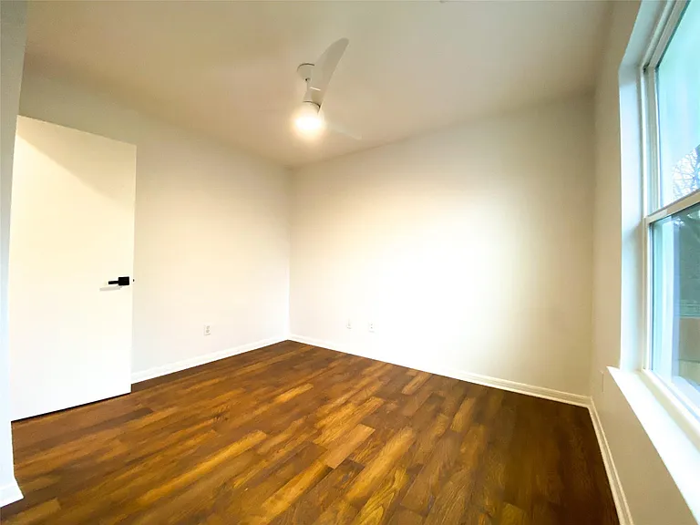 7208 Meador Ave #B — Photo 22