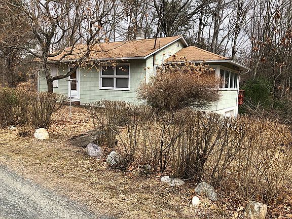 5th image of 105 Yorkville Park Rd