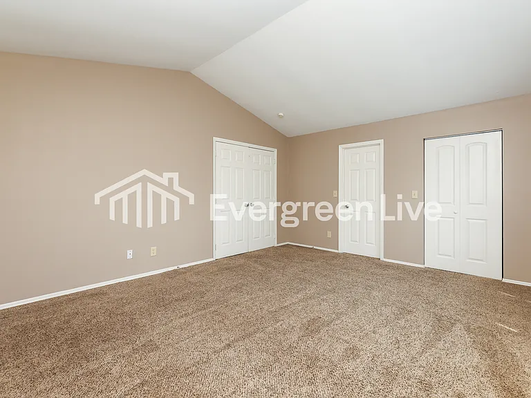 6500 Loblolly Dr — Photo 8