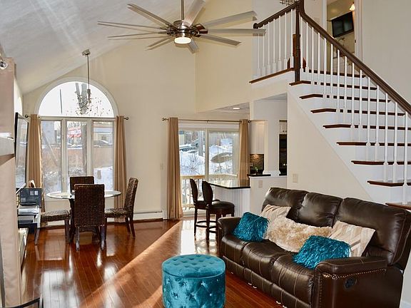 4th image of 35 Eastwood Cir