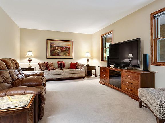 3rd image of 5333 Gobbler Ln