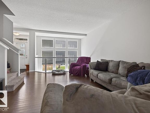 5th image of 17540 58th St NW