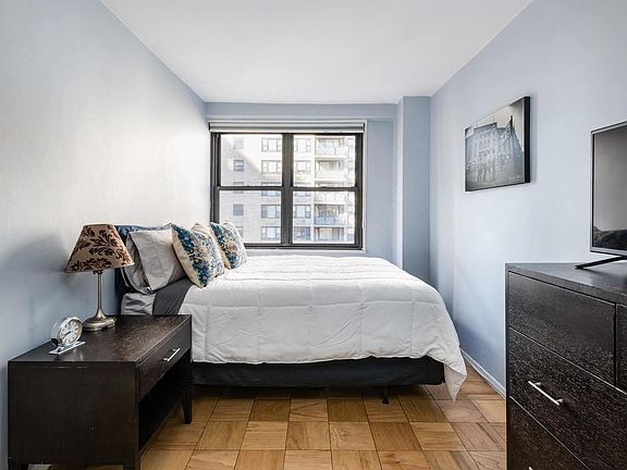 2nd image of 305 E 40th St #17G