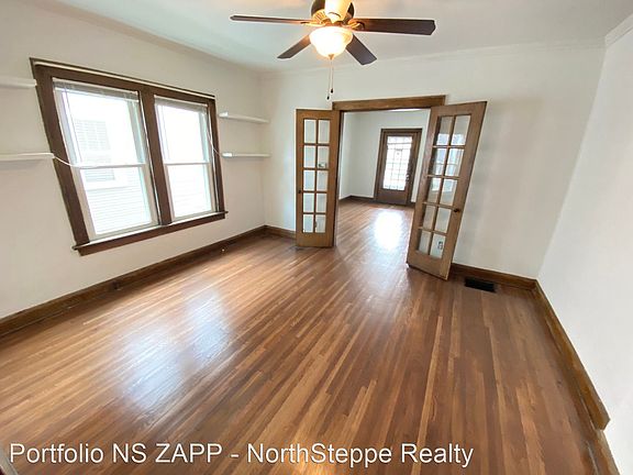 5th image of 2890 Indianola Ave